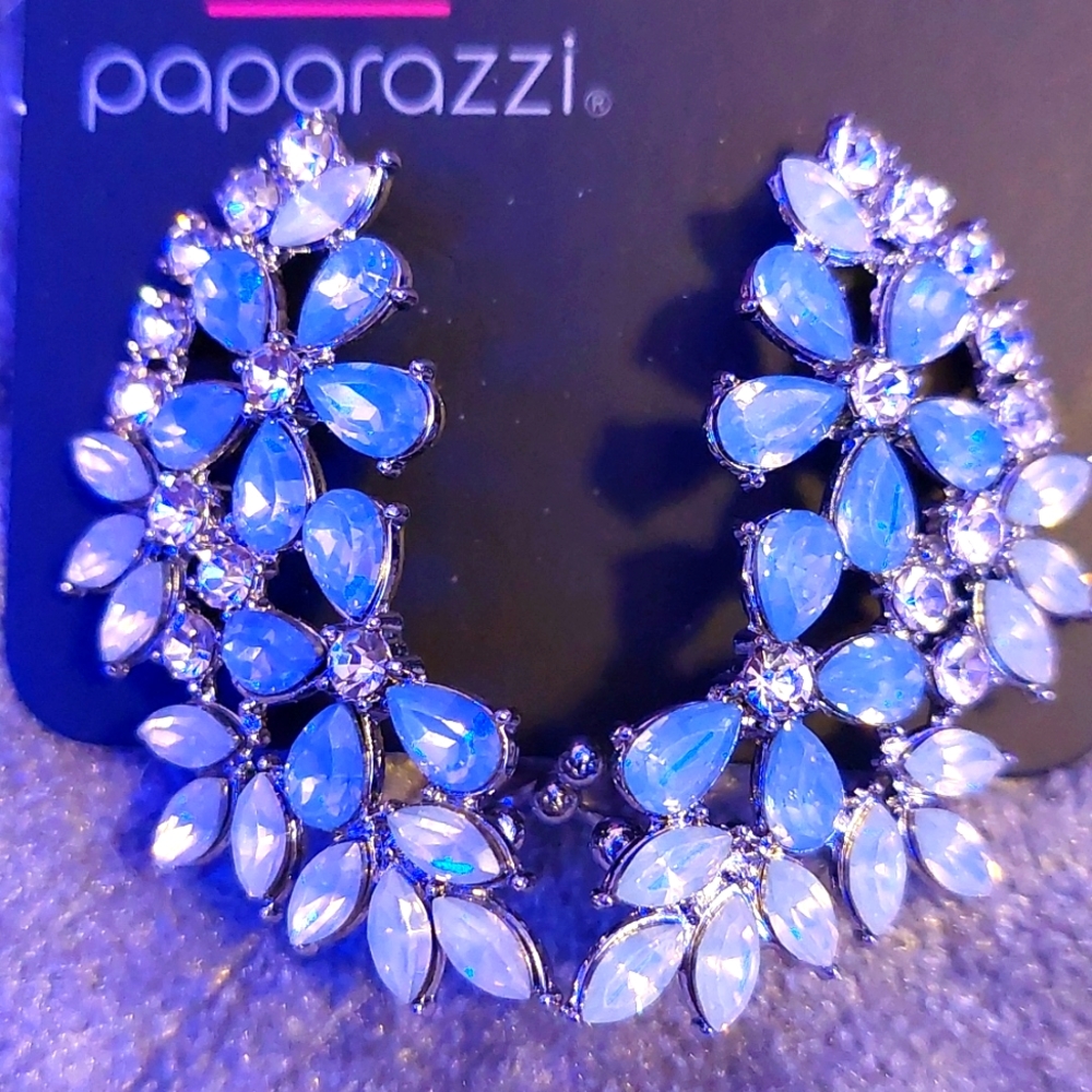 Blue Iridescent Necklace Earrings Holographic Set - Picture 5 of 17